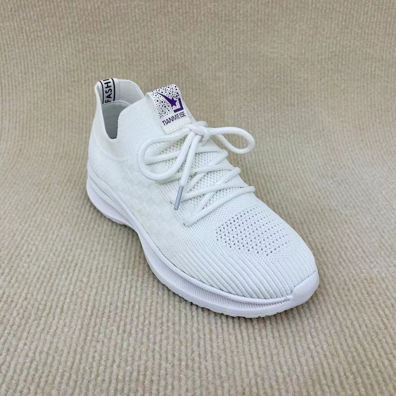 Comfort breathable sport shoes with low cut and daily fitness for women